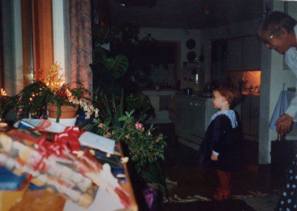 The child in awe before the angle choir .... such magic.