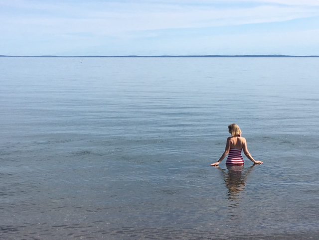 The highest tides in the world bring the water onto the hot rocks quickly, which resulted in amazingly warm swimming