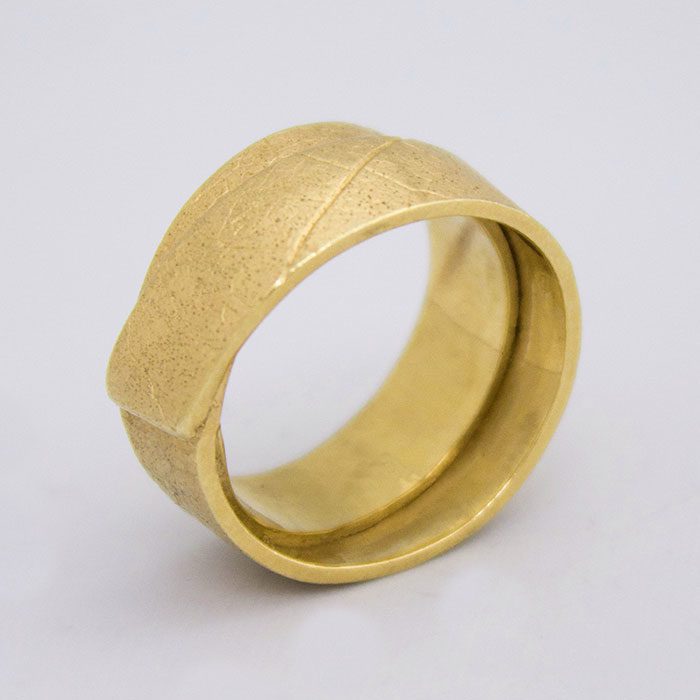 Maple Wrap Ring in Yellow Gold