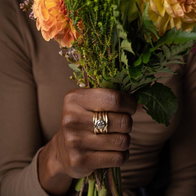 Dorothee Rosen OneFooter Ring in 18K Yellow Gold with 1.50ct Lab-grown Diamond Flowers