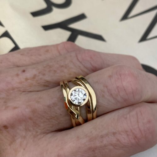 #347 Dorothee Rosen Handmade Onefooter Ring with 1.38ct Diamond in 18K Yellow Gold size 8.5 engagement ring on hand model