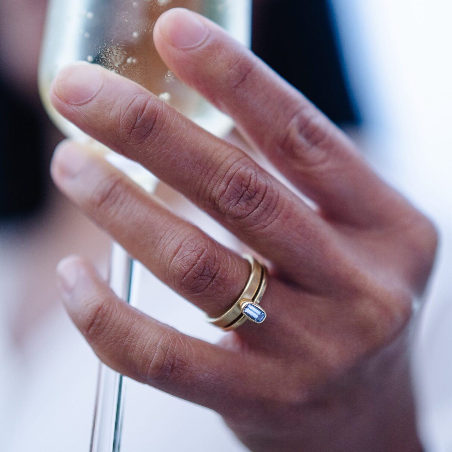 DorotheeRosen _ C005_Sz7_BlueSapphire_Editorial 5 (glass) cropped