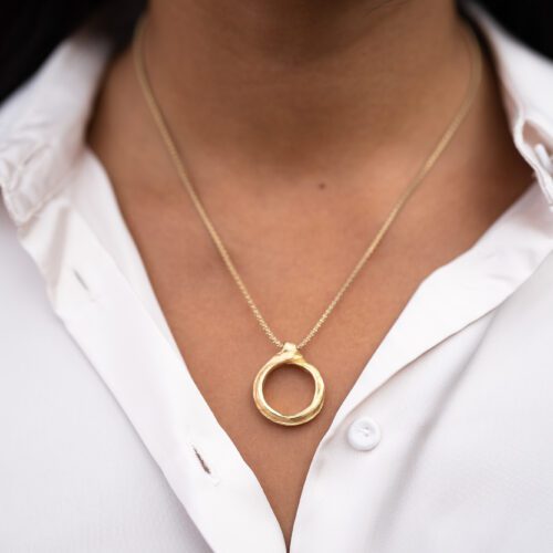 pendant in ethically sourced 18k Fairmined ECO gold