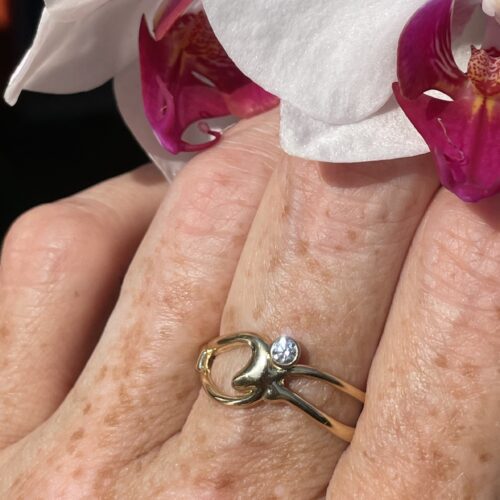 sculptural gold ring with diamond