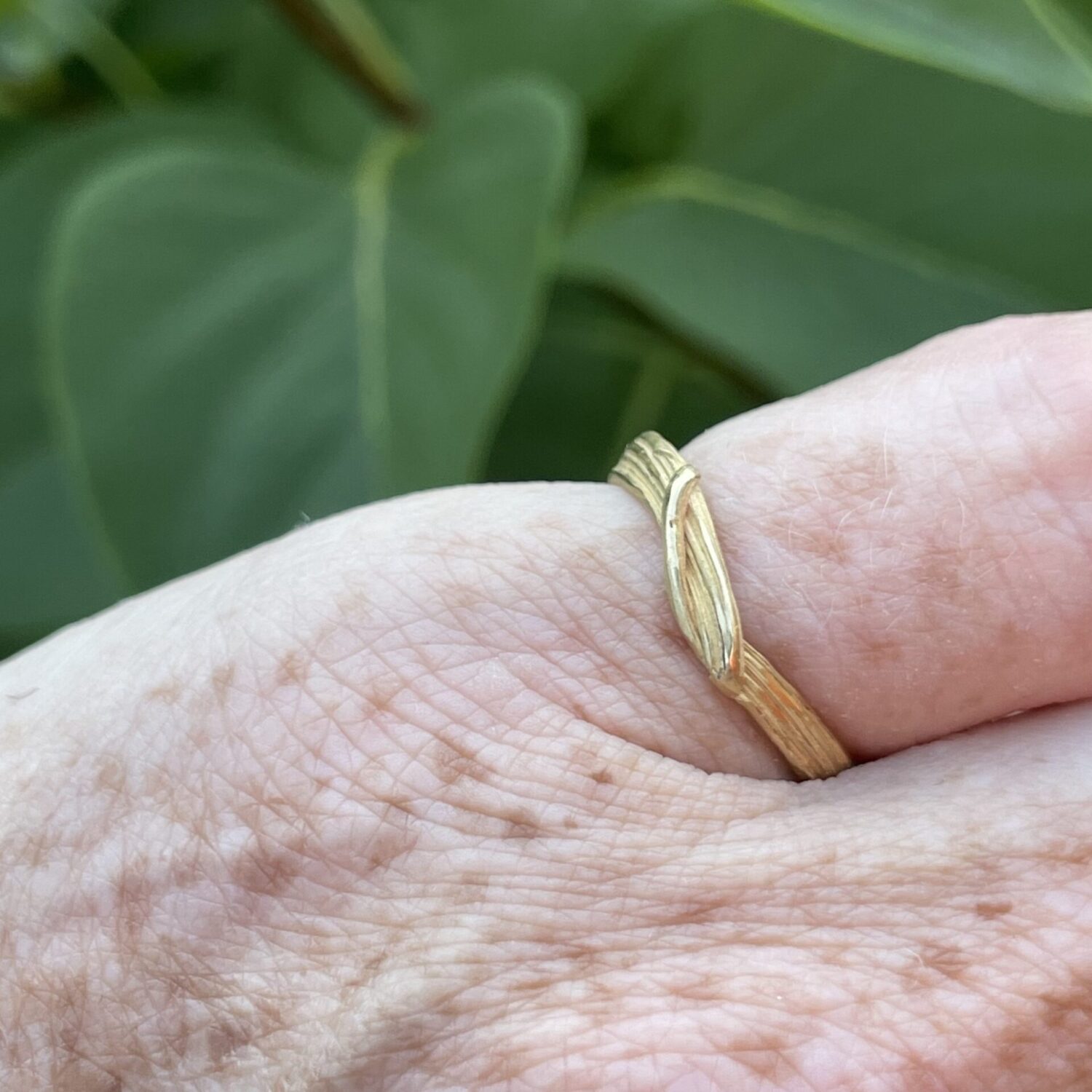 Flow Ring No. 25 in Fairmined ECO 18k yellow gold, size 6