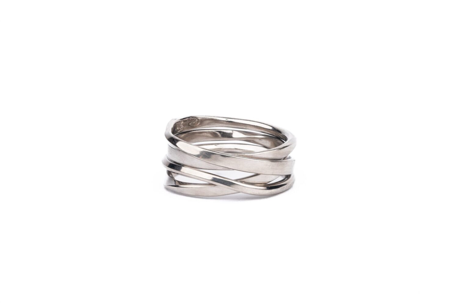 4-Loop Onefooter Ring in 18K Palladium White Gold