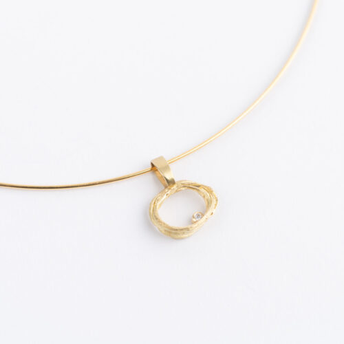 FLOW Pendant No.09 - 18k Fairmined ECO gold - CanadianDiamond (12 of 17) by Dorothee Rosen