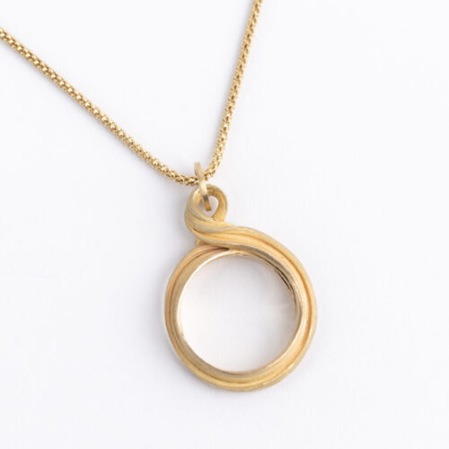 FLOW Pendant No.15 - 18k Fairmined gold ENZO w bindu (15 of 17) by Dorothee Rosen