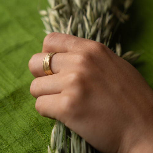 FLOW Ring No. 32 - 18ky FM ECO - Size 6.5 by Dorothee Rosen
