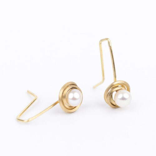 Orbit Pearl Drops - 18kyg - Pearl by Dorothee Rosen