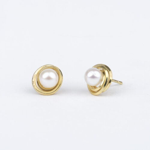 Orbit Studs Polished - 18kyg - Pearl by Dorothee Rosen