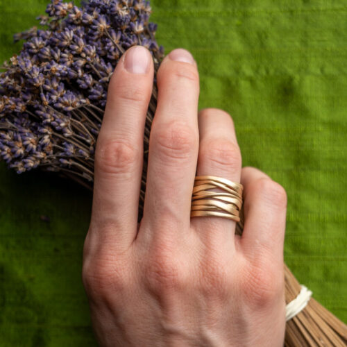 TwoFooter - Brushed Yellow Gold by Dorothee Rosen
